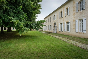 chateau à la vente -   33000  BORDEAUX, surface 1000 m2 vente chateau - APR629199